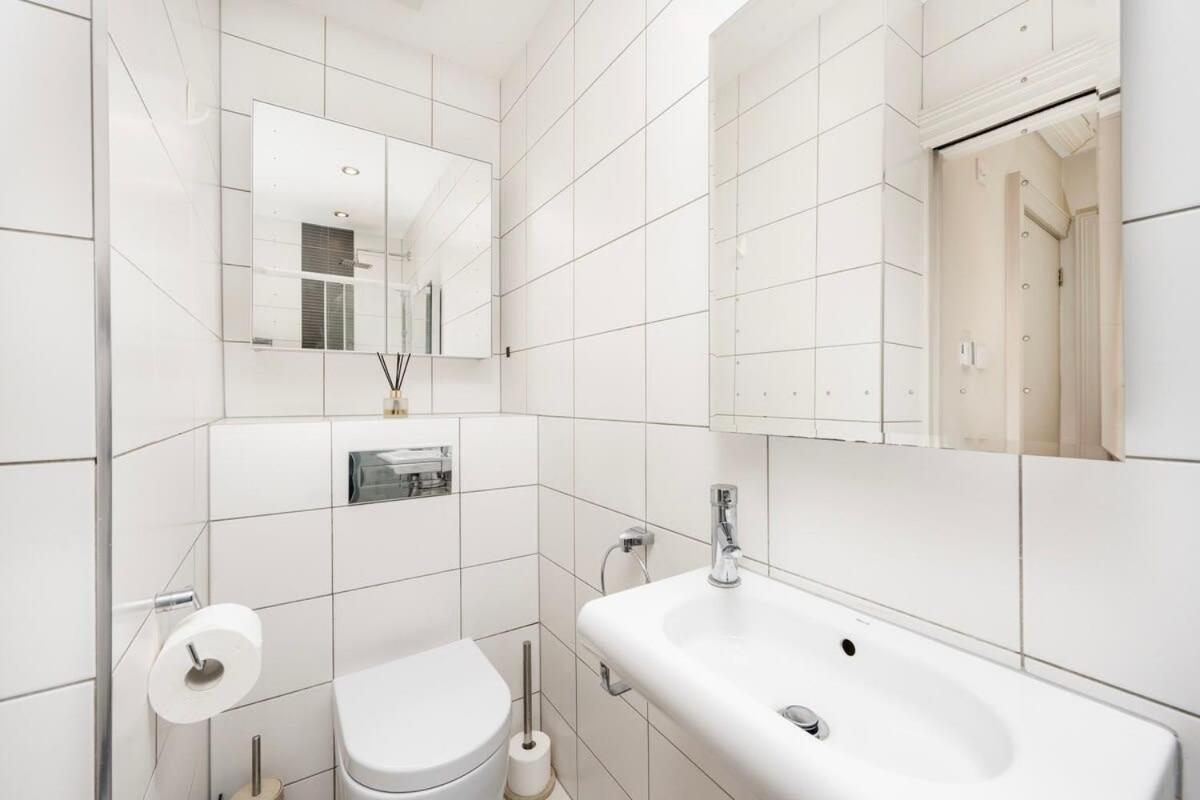 Charming Chelsea Studio Your Cozy Urban Retreat Londýn Exteriér fotografie