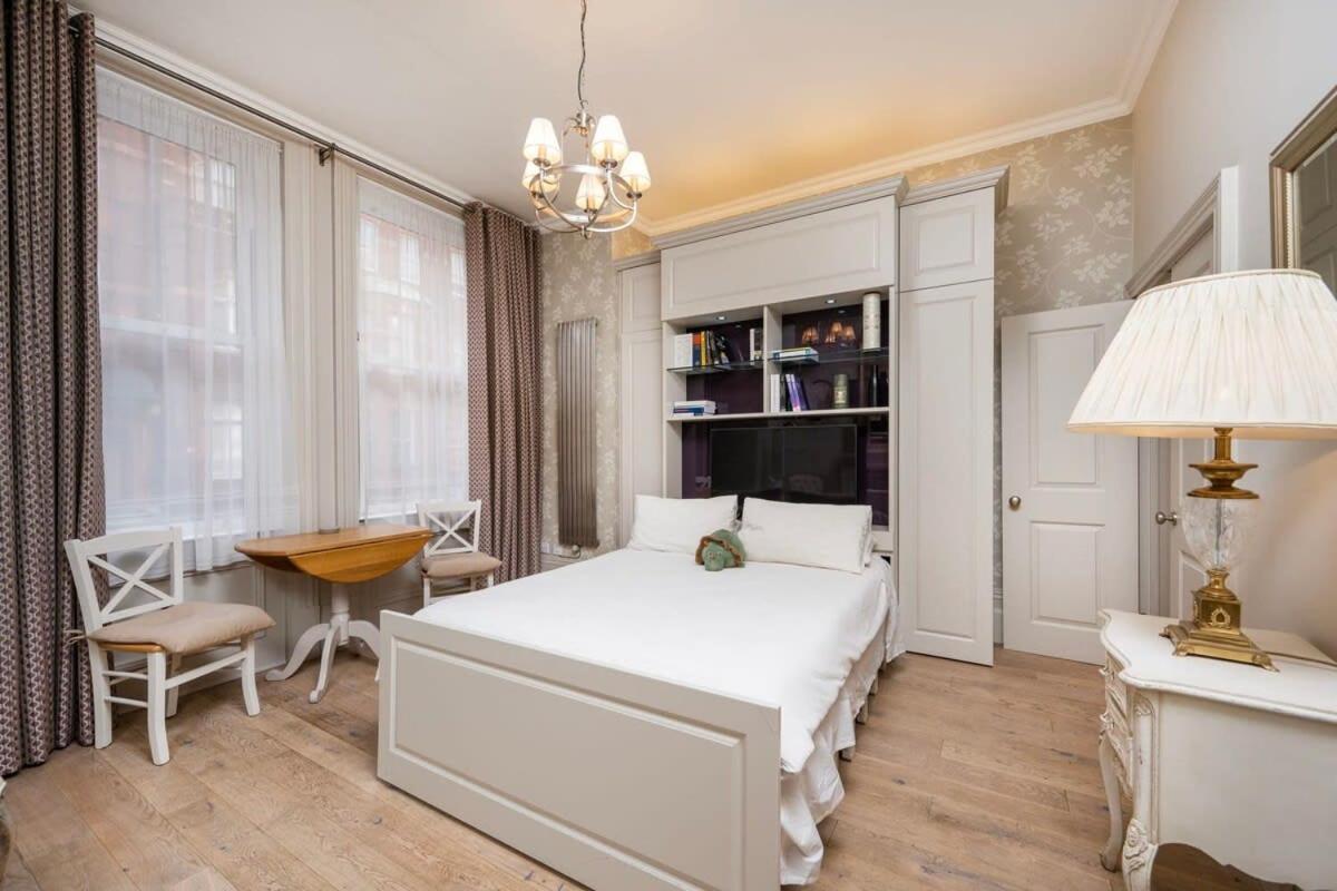 Charming Chelsea Studio Your Cozy Urban Retreat Londýn Exteriér fotografie