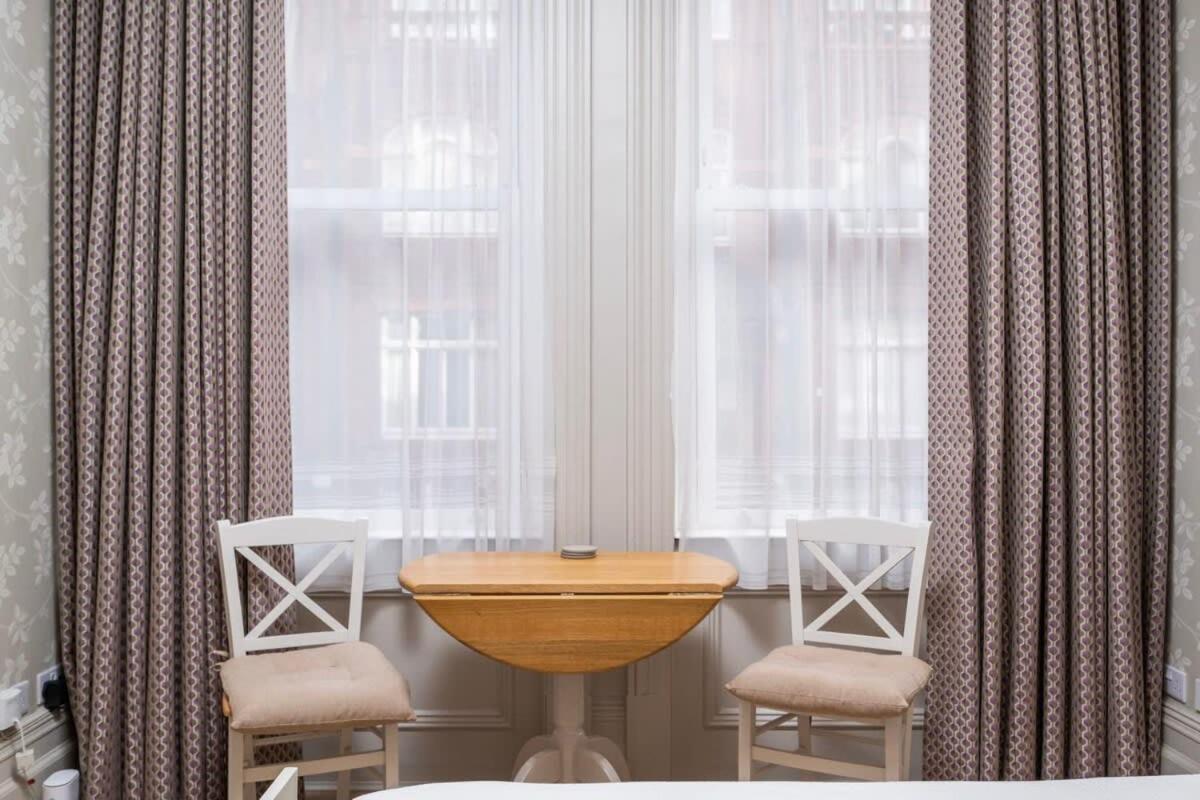 Charming Chelsea Studio Your Cozy Urban Retreat Londýn Exteriér fotografie
